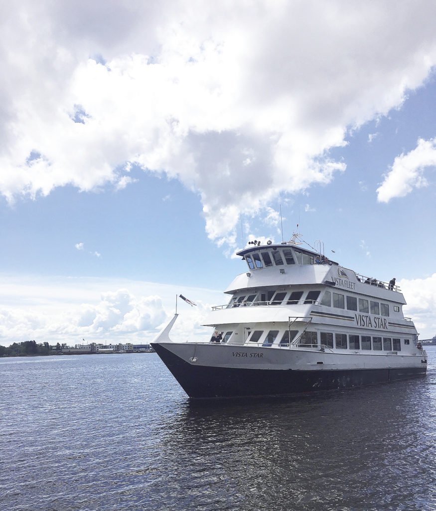 lake superior boat tours duluth